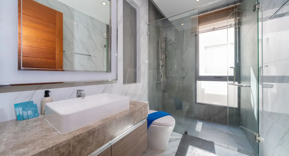 Villa zum Kauf und zur Miete mit 4 Zimmer in Thalang, Phuket