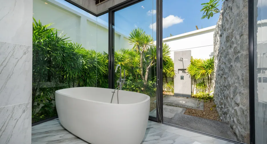 Villa zum Kauf und zur Miete mit 4 Zimmer in Thalang, Phuket