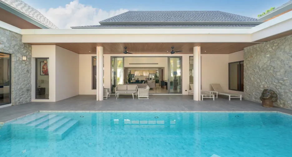 Villa zum Kauf und zur Miete mit 4 Zimmer in Thalang, Phuket