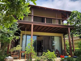 À louer 3 chambres maison à Pran Buri, Prachuap Khiri Khan