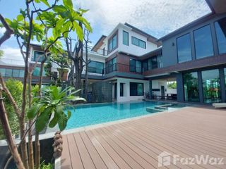 For sale 9 bedrooms house in Mueang Chiang Mai, Chiang Mai