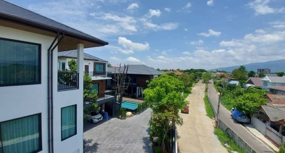 For sale 9 bedrooms house in Mueang Chiang Mai, Chiang Mai