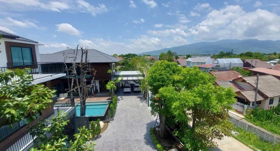 For sale 9 bedrooms house in Mueang Chiang Mai, Chiang Mai