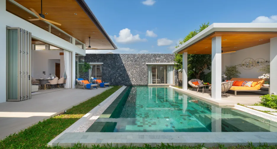 For sale 4 bedrooms villa in Thalang, Phuket