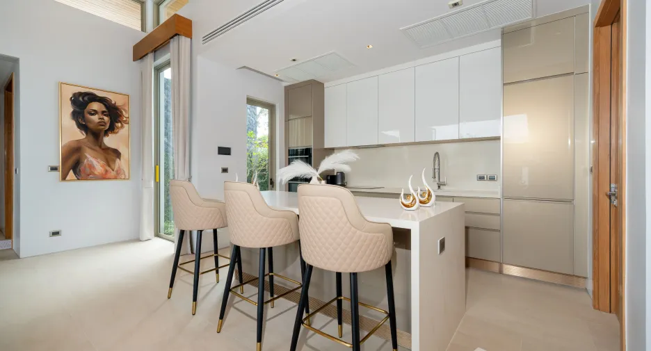 For sale 4 bedrooms villa in Thalang, Phuket