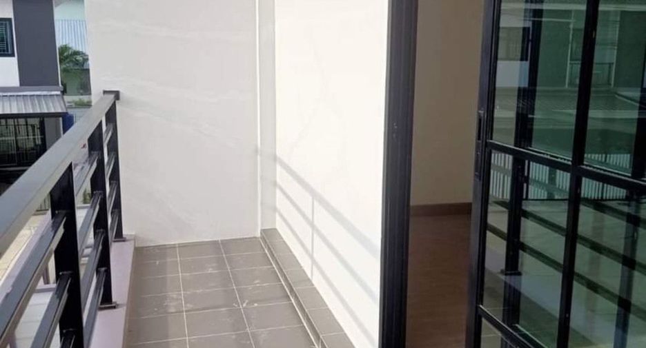 For rent 2 ベッドルーム retail Space in Bang Pakong, Chachoengsao