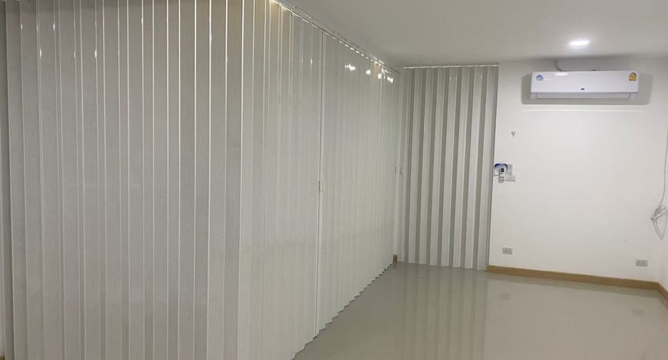 For rent 2 ベッドルーム retail Space in Bang Pakong, Chachoengsao