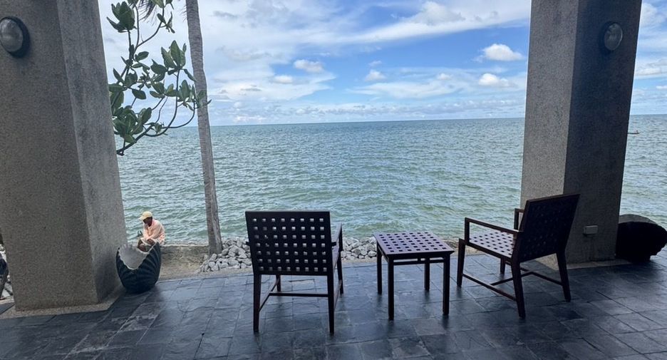 For sale 3 bedrooms villa in Hua Hin, Prachuap Khiri Khan