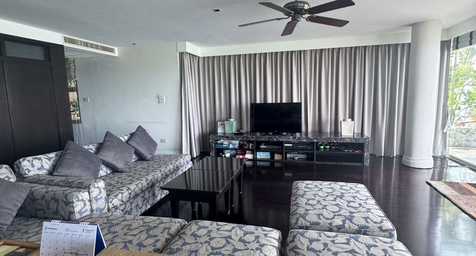 For sale 3 bedrooms villa in Hua Hin, Prachuap Khiri Khan
