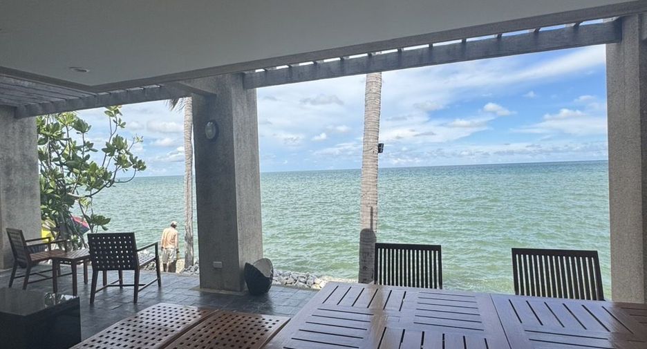 For sale 3 bedrooms villa in Hua Hin, Prachuap Khiri Khan