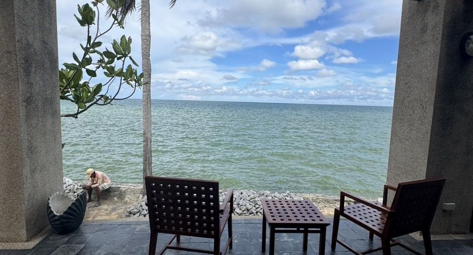 For sale 3 bedrooms villa in Hua Hin, Prachuap Khiri Khan