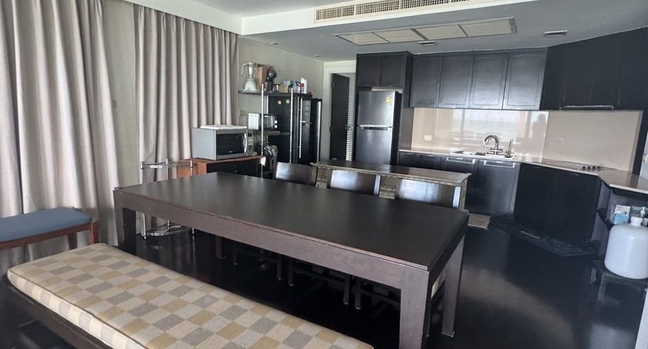 For sale 3 bedrooms villa in Hua Hin, Prachuap Khiri Khan