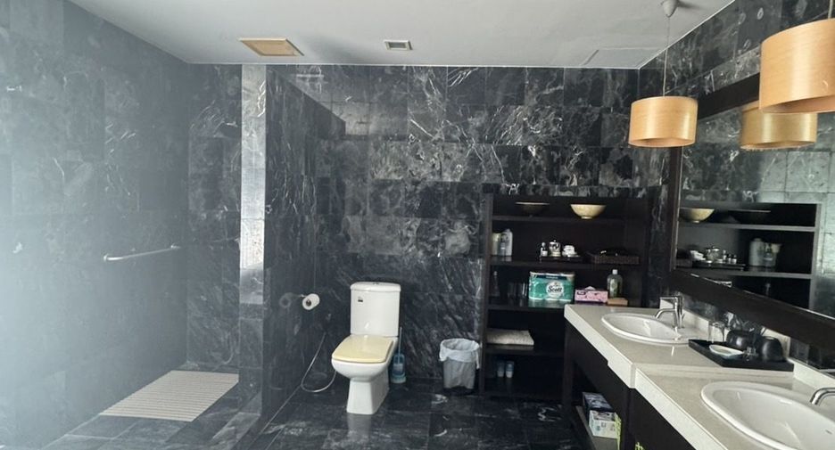 For sale 3 bedrooms villa in Hua Hin, Prachuap Khiri Khan
