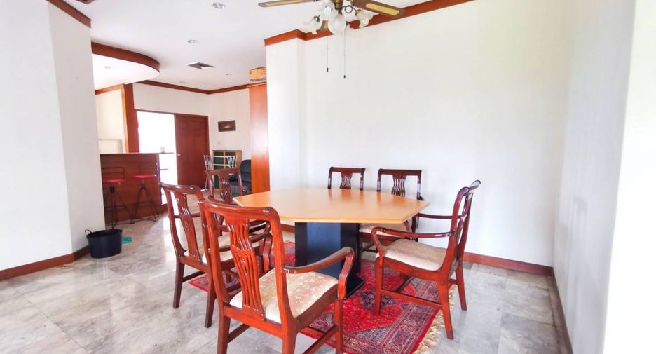 For sale 3 bedrooms condo in Cha Am, Phetchaburi