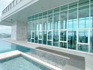 For sale studio condo in Bang Phlat, Bangkok