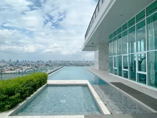 For sale studio condo in Bang Phlat, Bangkok