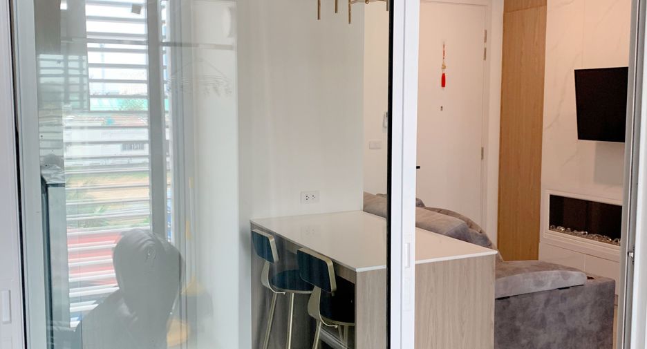 For sale スタジオ condo in Bang Phlat, Bangkok