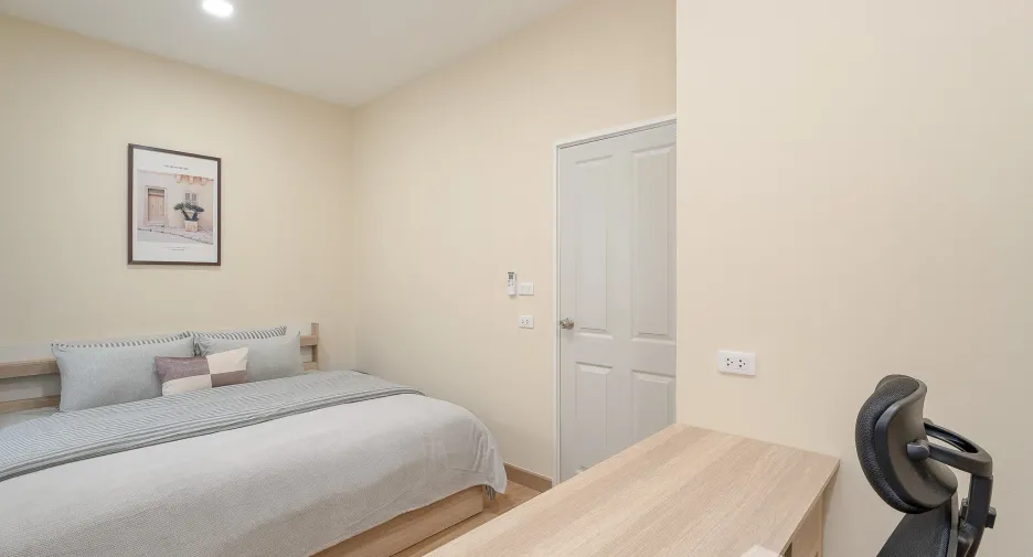 Reihenhaus zur Miete mit 3 Zimmer in Thanyaburi, Pathum Thani