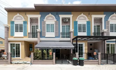 For rent 3 bedrooms townhouse in Thanyaburi, Pathum Thani