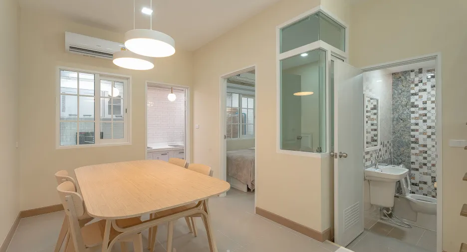 Reihenhaus zur Miete mit 3 Zimmer in Thanyaburi, Pathum Thani