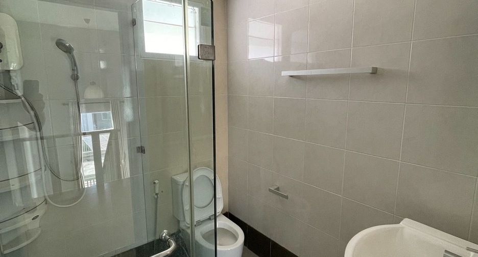 For rent 3 bedrooms house in Mueang Chiang Mai, Chiang Mai