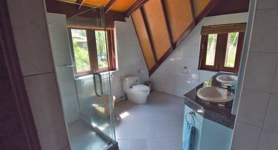 For rent 3 bedrooms villa in Ko Samui, Surat Thani