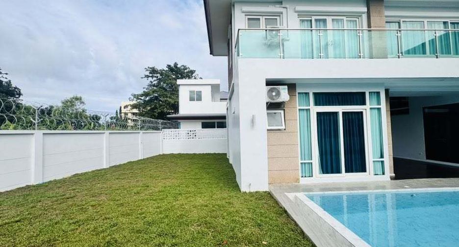 Villa en venta de 5 habitaciones en Bang Lamung, Chonburi