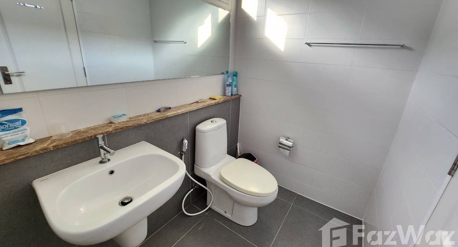 For rent 3 bedrooms house in Mueang Chiang Mai, Chiang Mai