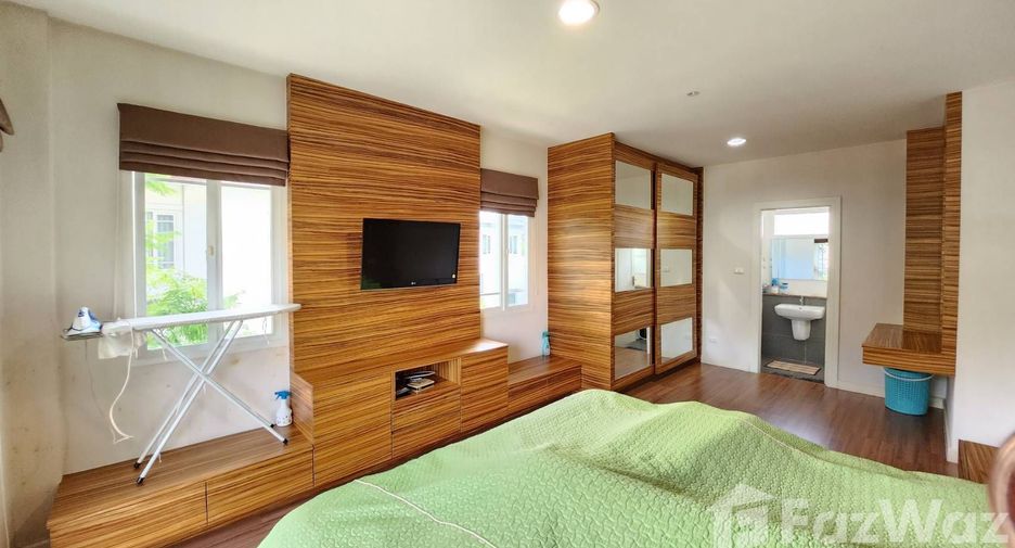 For rent 3 bedrooms house in Mueang Chiang Mai, Chiang Mai