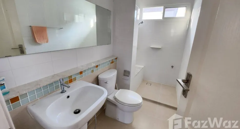 For rent 3 bedrooms house in Mueang Chiang Mai, Chiang Mai