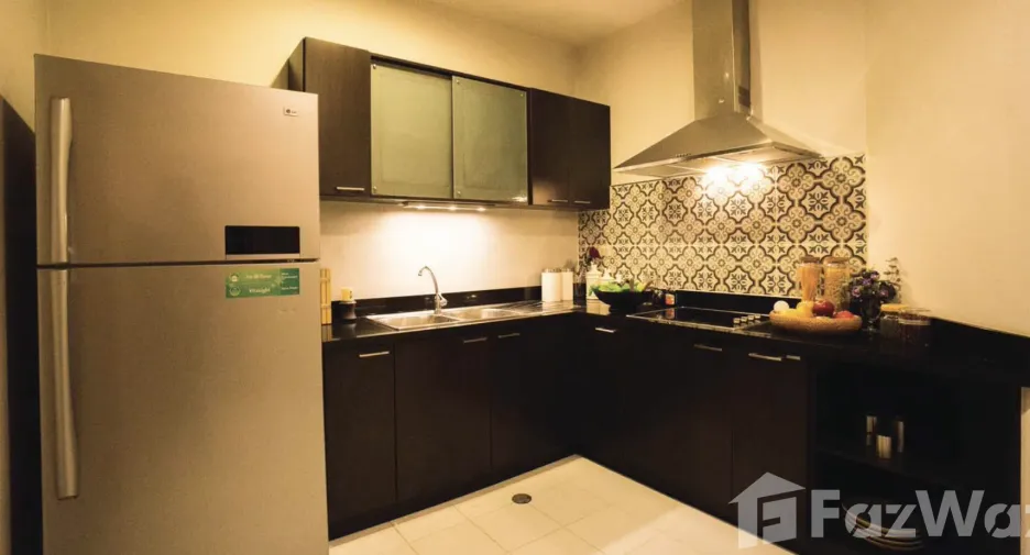 For sale 3 bedrooms condo in Yan Nawa, Bangkok