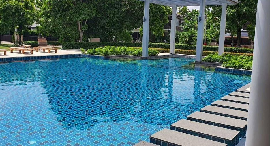 For sale 4 bedrooms house in Prawet, Bangkok