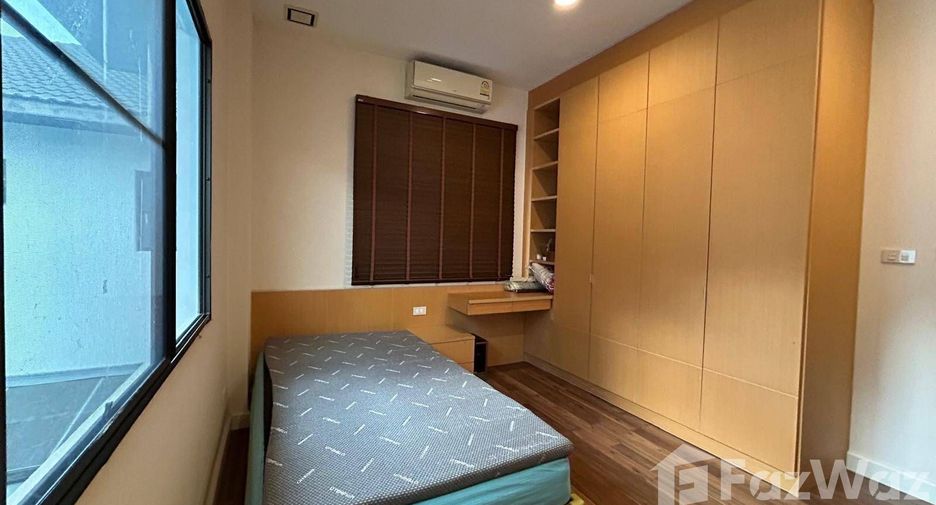 For sale 4 bedrooms house in Prawet, Bangkok