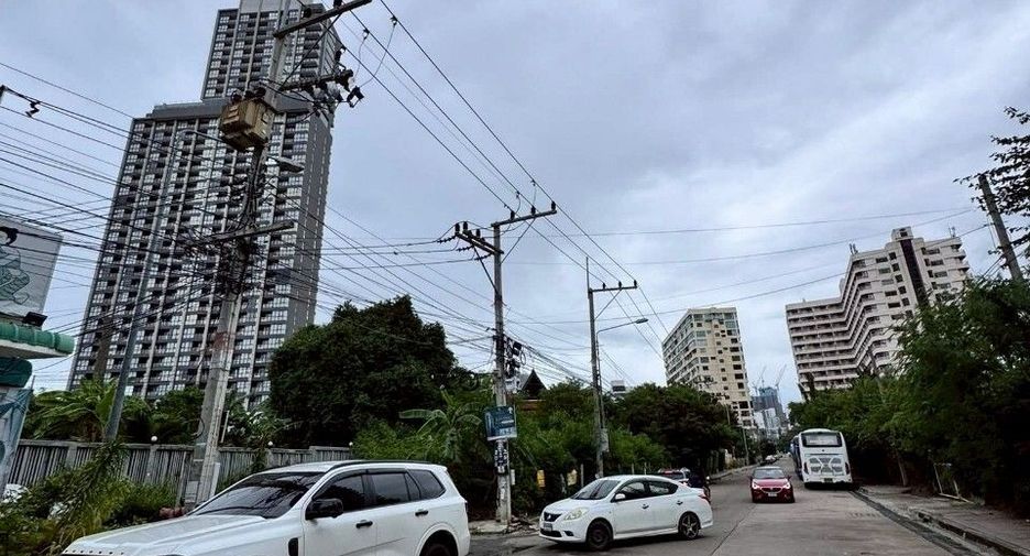 For sale and for rent 10 bedrooms retail Space in Bang Lamung, Chonburi