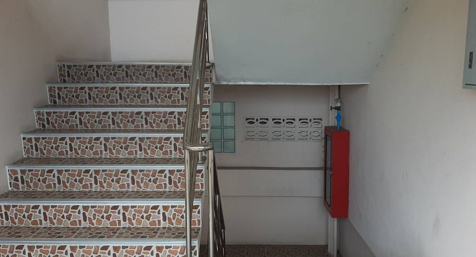 Hotel zum Kauf mit 24 Zimmer in Thung Khru, Bangkok