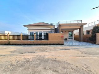 For rent 3 bedrooms villa in Hua Hin, Prachuap Khiri Khan