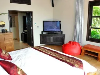 For sale 5 bedrooms villa in Ko Samui, Surat Thani