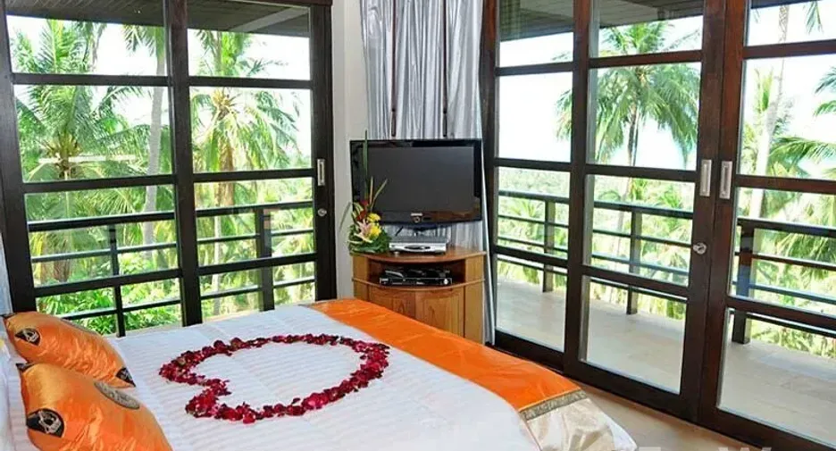 For sale 5 bedrooms villa in Ko Samui, Surat Thani