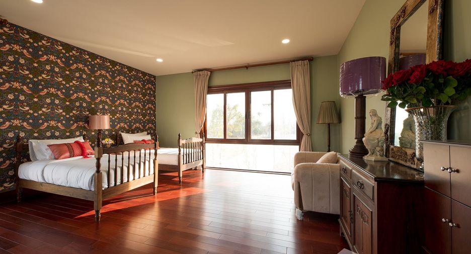 Villa en venta de 5 habitaciones en Saraphi, Chiang Mai