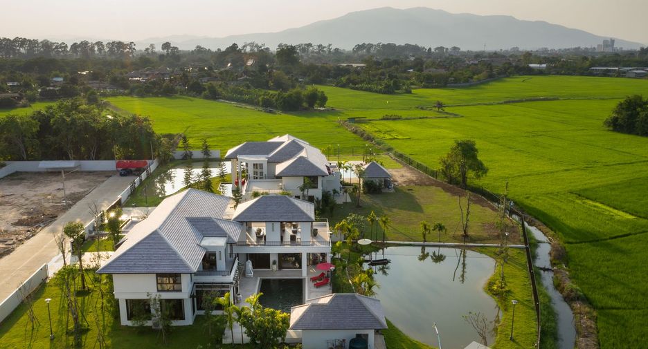 Villa en venta de 5 habitaciones en Saraphi, Chiang Mai