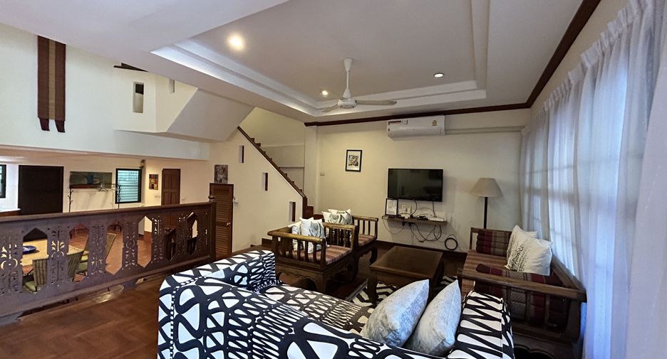 For rent 4 bedrooms townhouse in Hua Hin, Prachuap Khiri Khan