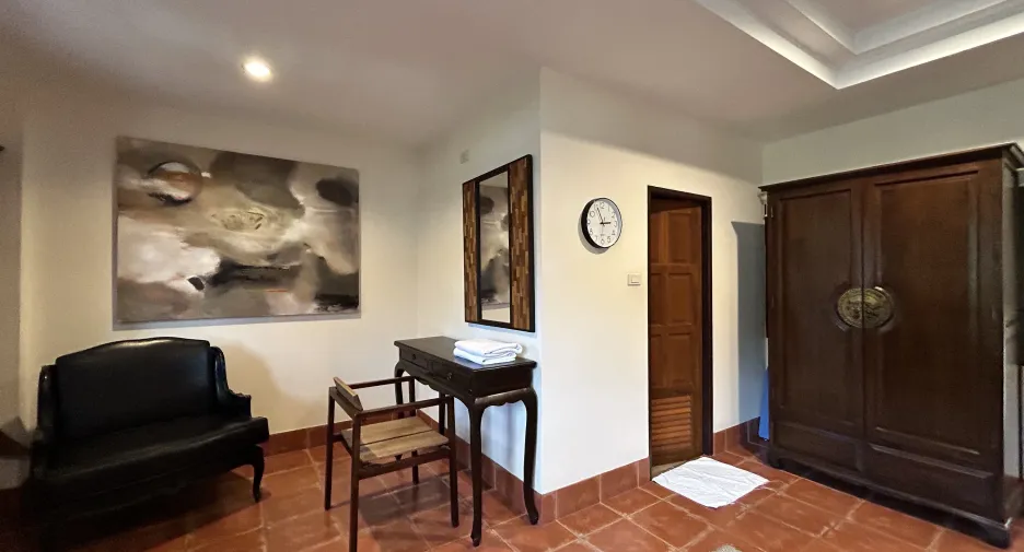 For rent 4 bedrooms townhouse in Hua Hin, Prachuap Khiri Khan