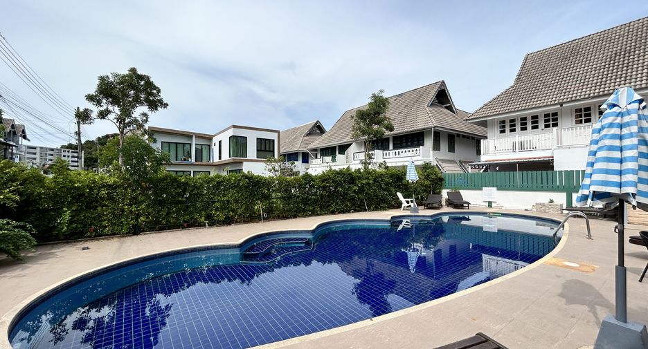 For rent 4 ベッドルーム townhouse in Hua Hin, Prachuap Khiri Khan