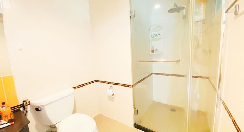 For sale 2 bedrooms condo in Chatuchak, Bangkok