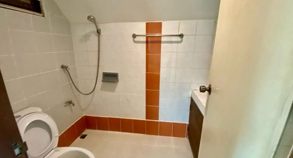 For sale and for rent 2 bedrooms house in Doi Saket, Chiang Mai