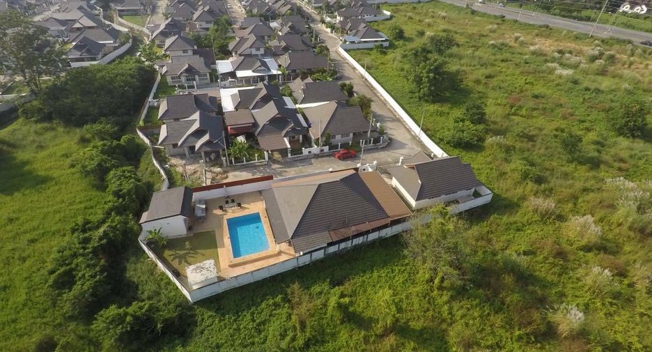 Villa en venta de 2 habitaciones en Hang Dong, Chiang Mai