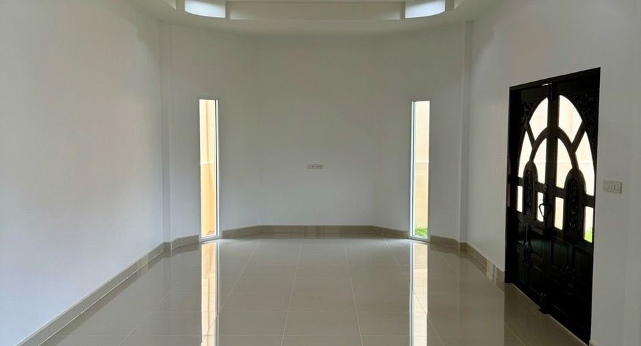 For sale 3 bedrooms house in Bang Lamung, Chonburi