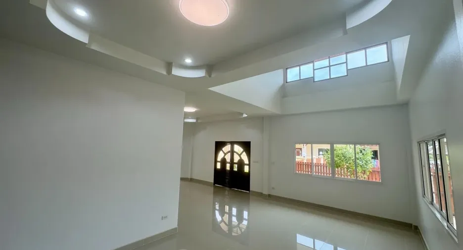 Haus zum Kauf mit 3 Zimmer in Bang Lamung, Chonburi