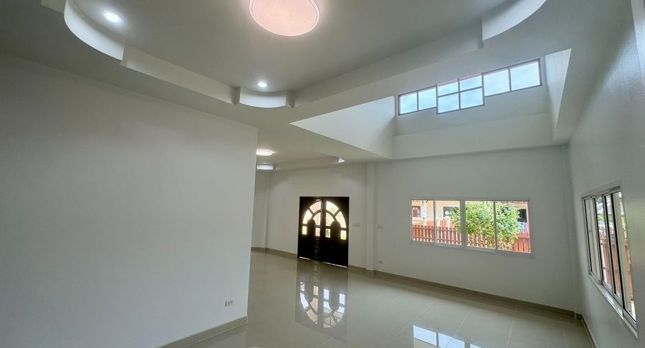For sale 3 bedrooms house in Bang Lamung, Chonburi