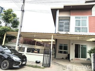For Rent 2 Bedroom Townhouse In Mueang Chiang Mai